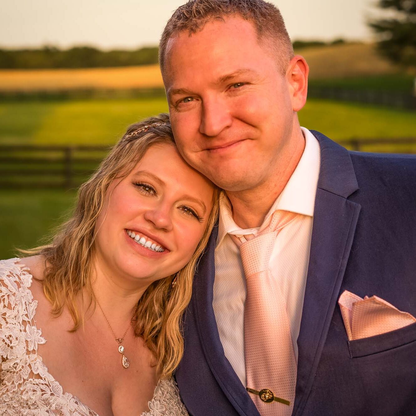 Elena & Randy happy couple wedding e1685865119903